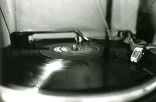 DJ